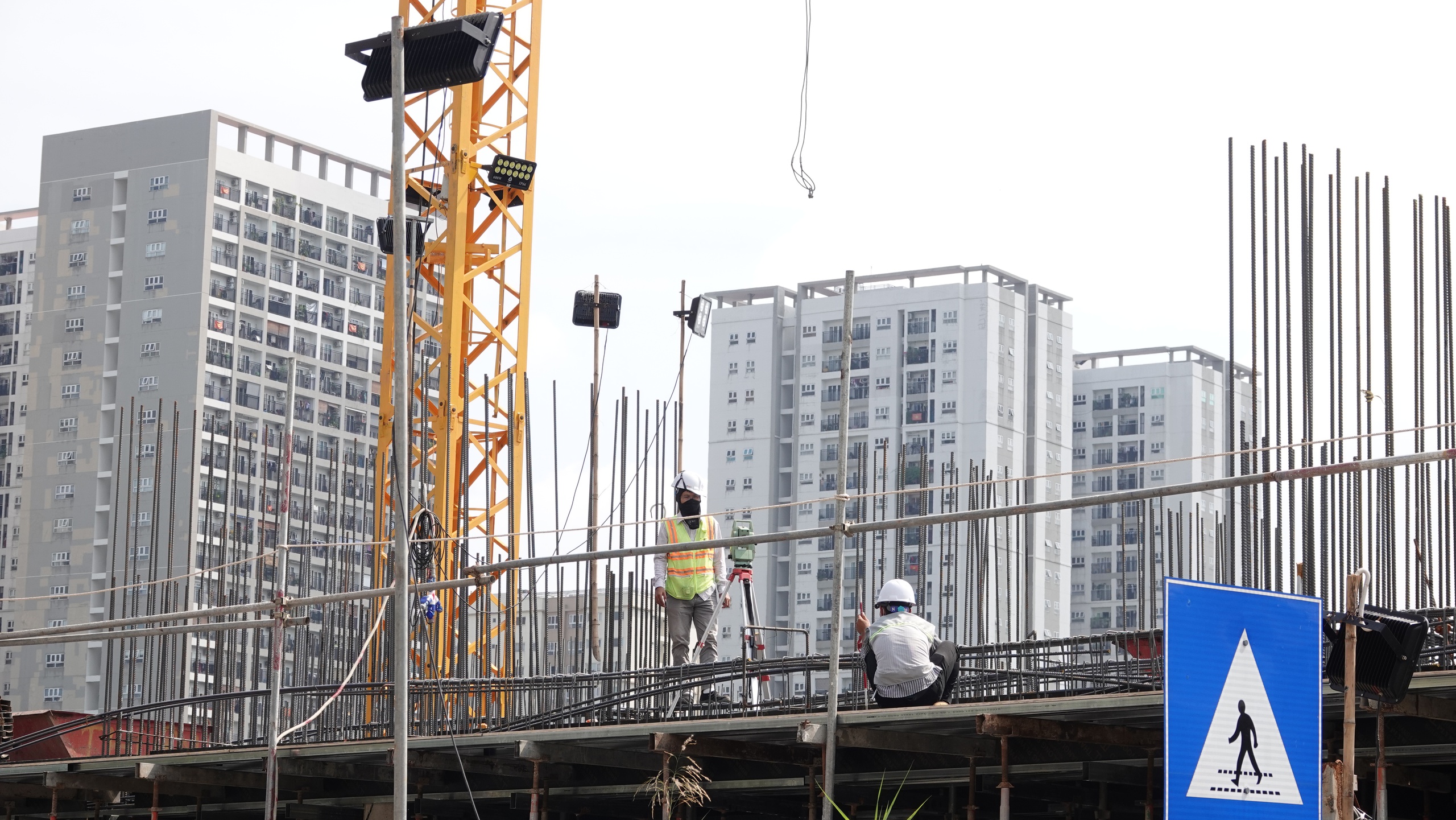 TP.HCM dự kiến chi gần 1.200 tỉ đồng hỗ trợ chủ đầu tư làm nhà ở xã hội- Ảnh 2. TP.HCM dự kiến chi gần 1.200 tỉ đồng hỗ trợ chủ đầu tư làm nhà ở xã hội- Ảnh 2.