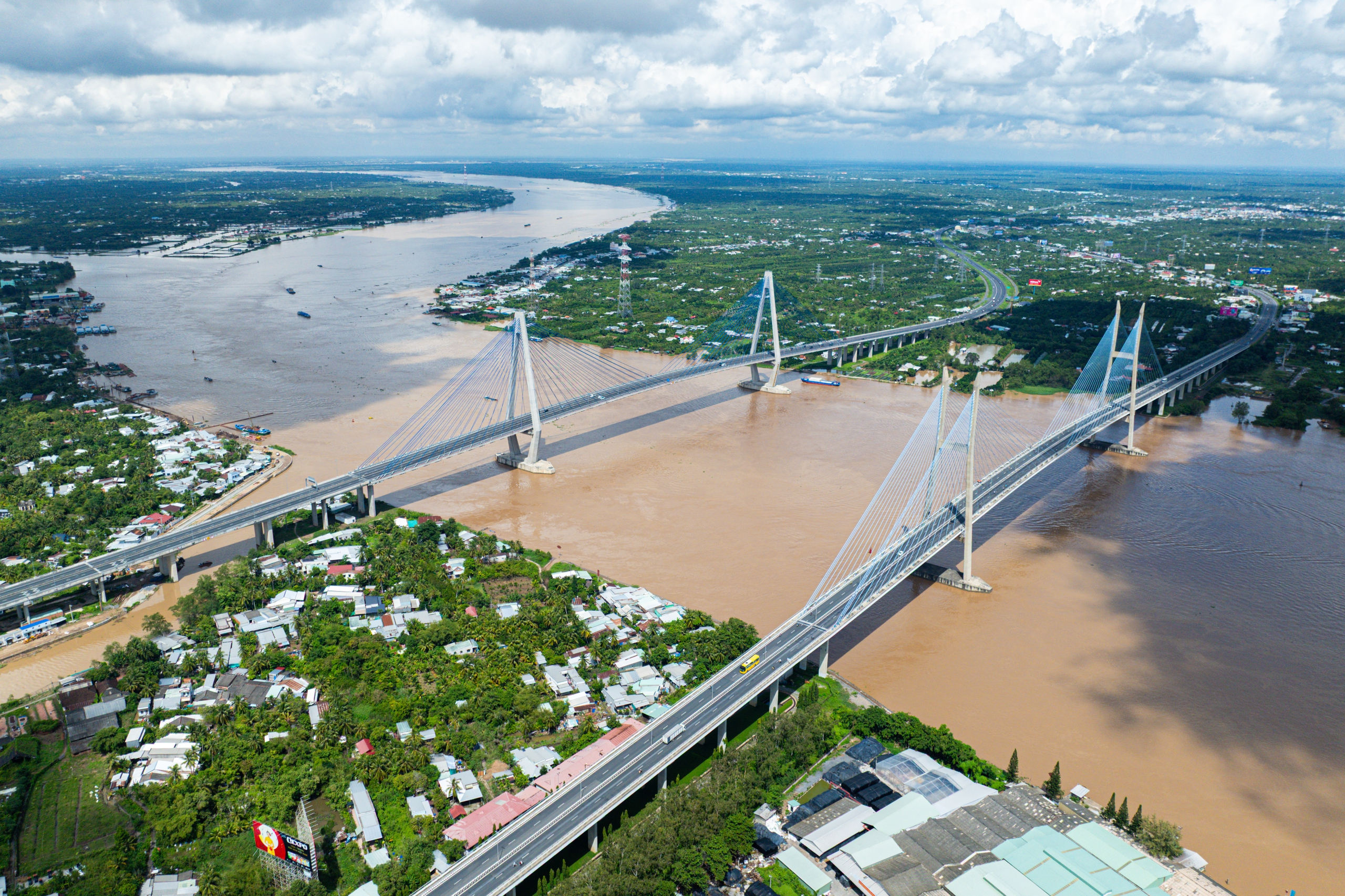 Cao tốc TP.HCM đi miền Tây trước ngày được mở rộng- Ảnh 9. Cao tốc TP.HCM đi miền Tây trước ngày được mở rộng- Ảnh 9.