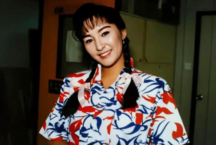 Lý Mạc Sầu đẹp nhất màn ảnh: Một mình nuôi 2 con, sống khép kín tuổi xế chiều- Ảnh 2.