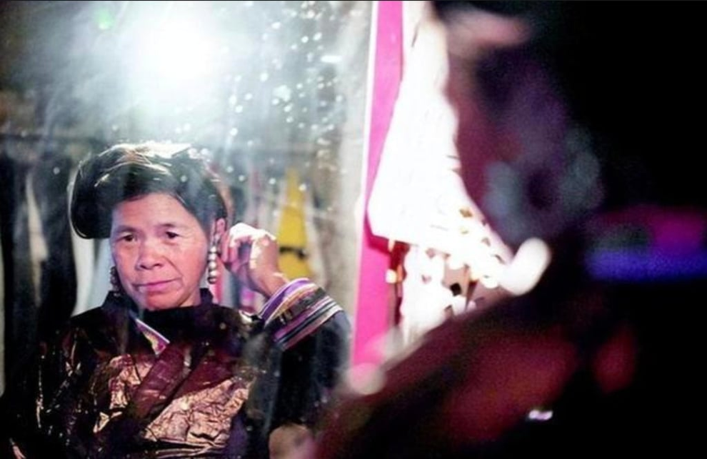 Danh tính người phụ nữ là hoa khôi của bản trên tờ tiền Trung Quốc - 3