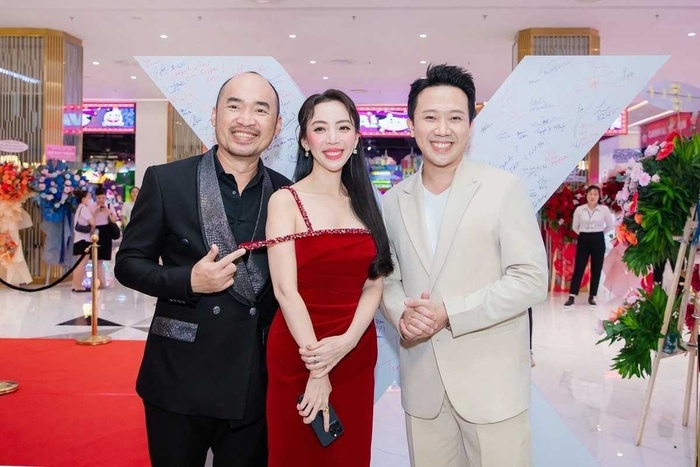 Đằng sau lời đồn "cạch mặt" giữa Trấn Thành, Thu Trang, Trường Giang 7 Đằng sau lời đồn cạch mặt giữa Trấn Thành, Thu Trang, Trường Giang