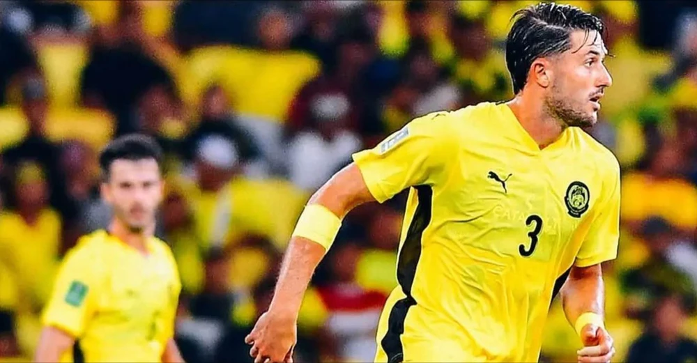 FIFA chỉ FAM từng bước nhập tịch cầu thủ chứ FIFA không bày cách cho FAM gian lận hồ sơ cầu thủ. Ảnh: NST Bong- da- Malaysia- Facindo-Garces.jpg