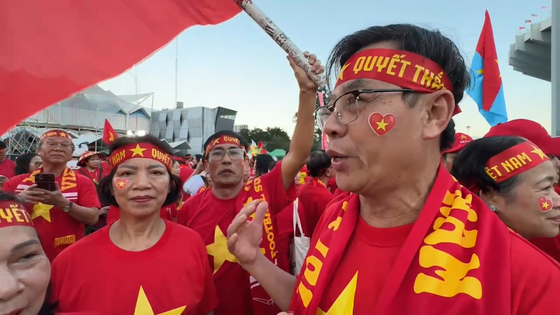 CĐV đặc biệt của U.23 Việt Nam: 'Mong trọng tài công tâm, đội tuyển nữ đã chịu thiệt rồi'- Ảnh 5.