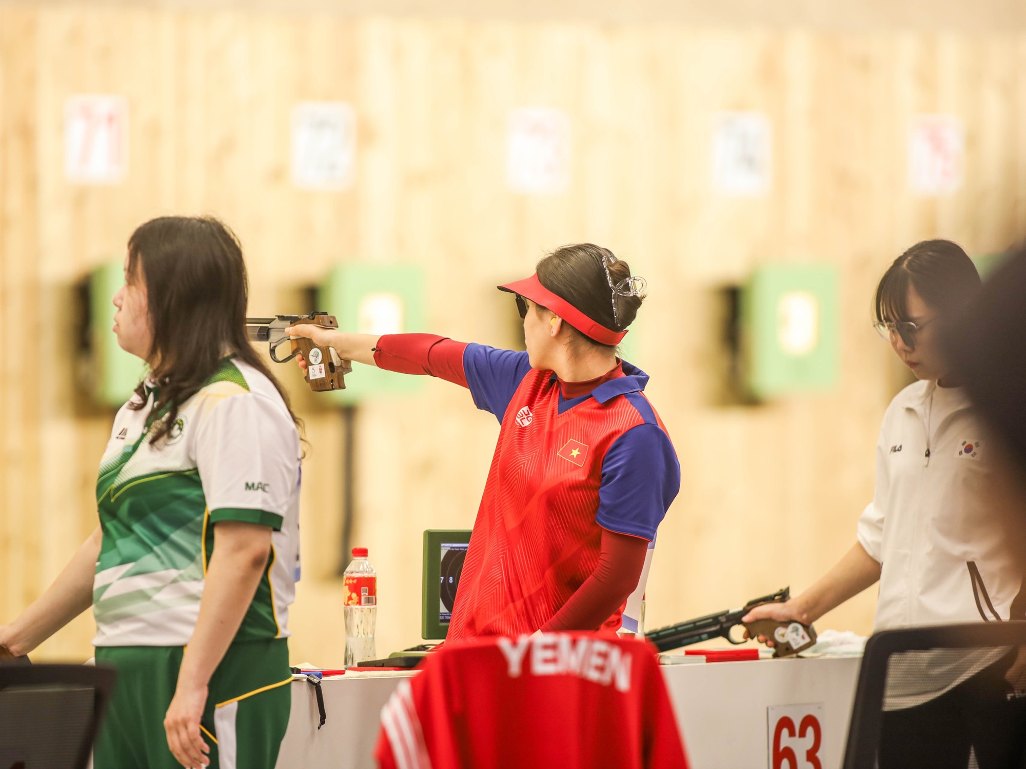 Bóng bàn đồng đội nam thất bại nghẹt thở ở chung kết 3 SEA Games 33 ngày 14-12: Chờ tin vui từ bắn súng, wushu và điền kinh - Ảnh 3.