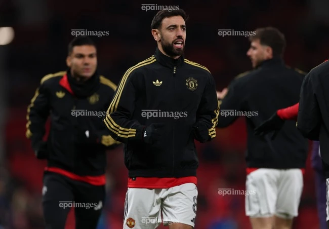 Ngôi sao người Bồ Đào Nha muốn gắn bó với MU cho đến khi cạn hợp đồng. Ảnh: EPA. bruno-tiet-lo-gay-chan-dong-man-united-ban-toi-voi-gia-100-trieu-bang (1).jpg