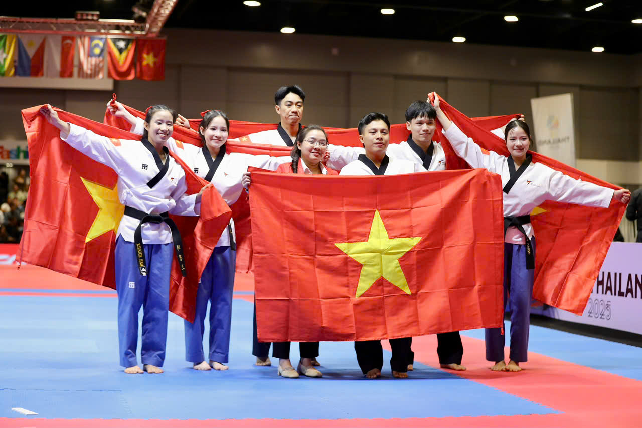 Bơi bất ngờ có tấm HCĐ tiếp sức nữ lịch sử 7 SEA Games 33 ngày 10-12: Bơi bất ngờ có tấm HCĐ tiếp sức nữ lịch sử - Ảnh 7.