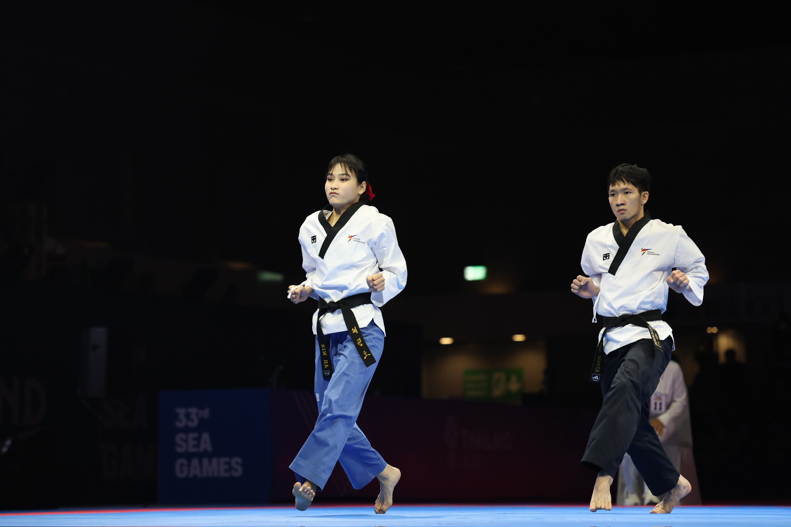 Bơi bất ngờ có tấm HCĐ tiếp sức nữ lịch sử 13 SEA Games 33 ngày 10-12: Bơi bất ngờ có tấm HCĐ tiếp sức nữ lịch sử - Ảnh 13.