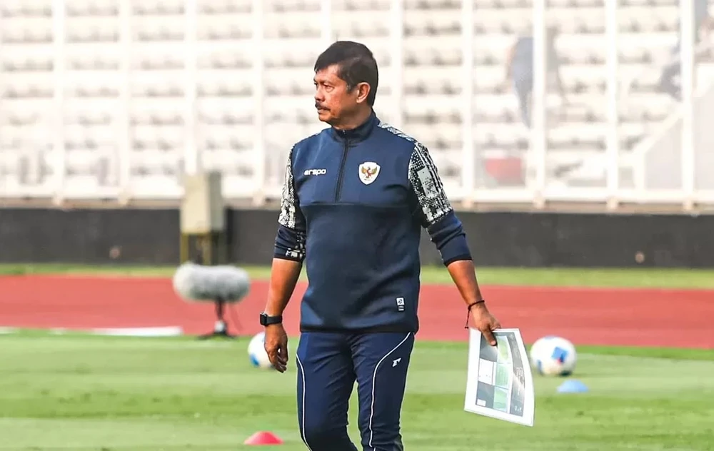HLV Indra Sjafri đã rời ghế tuyển trẻ Indonesia. Ảnh: BL. u-22-indonesia-sa-thai-hlv-sau-khi-thanh-cuu-vo-dich-sea-games (1).jpg