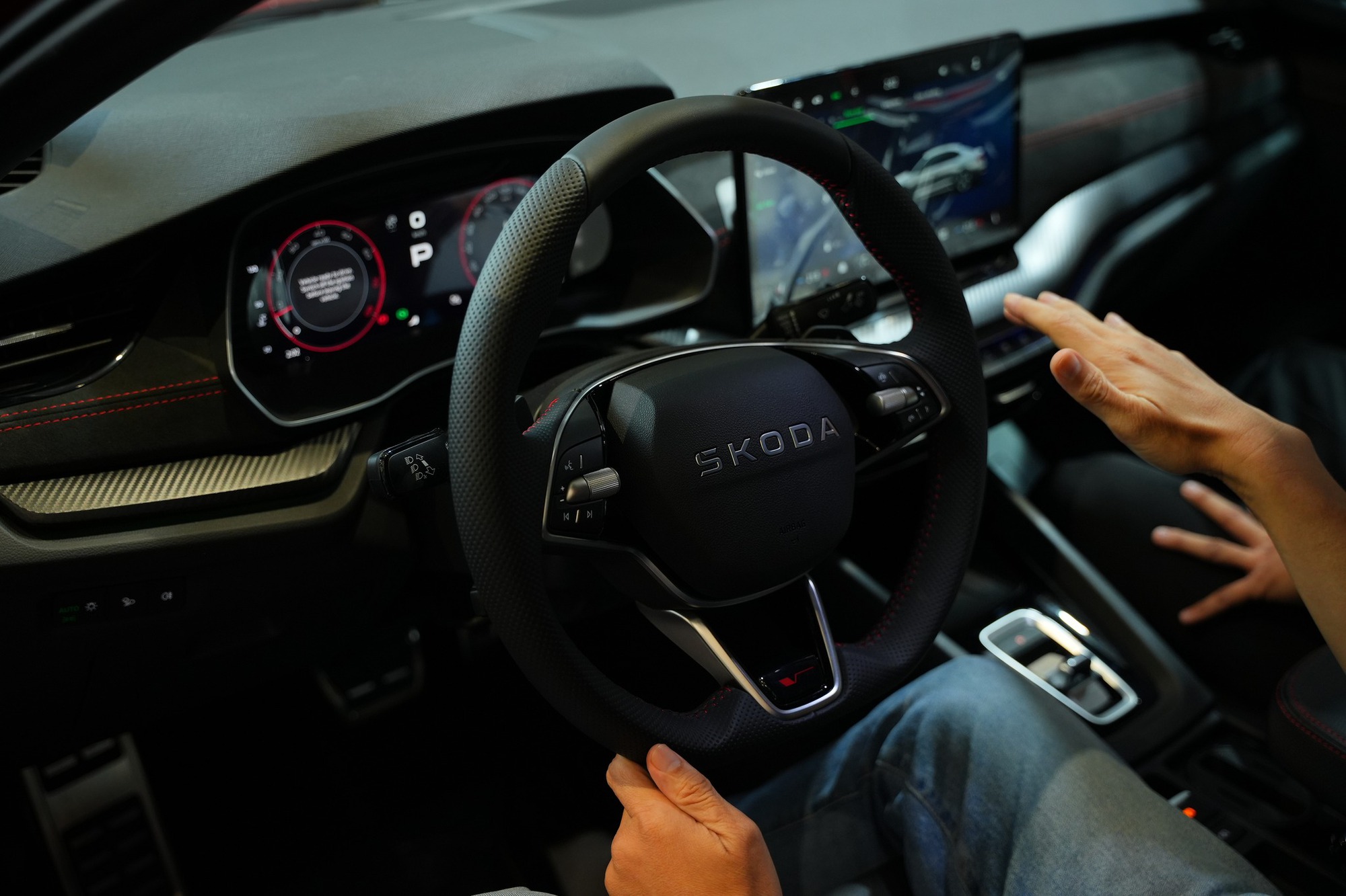 Loạt xe mới đã về Việt Nam vẫn chưa ra mắt: Phần lớn là xe hybrid, có cả mẫu đời trước top doanh số 15 xe mới - Ảnh 15.