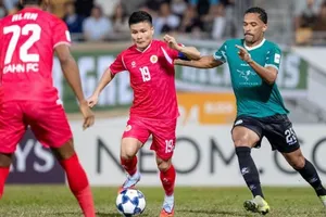 “Chấp” Nguyễn Xuân Son, Nam Định vẫn ghi 9 bàn rồi chia tay