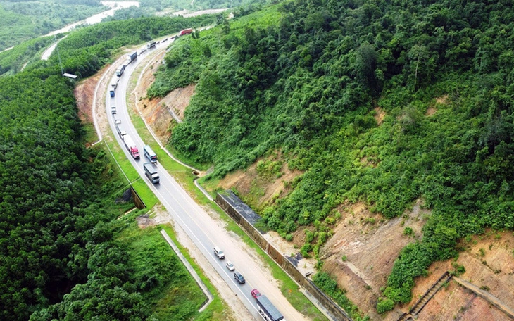 Chiêm ngưỡng cao tốc ngàn tỉ sắp thông tuyến 'mạch máu' giao thương biên giới Việt - Trung - Ảnh 11.