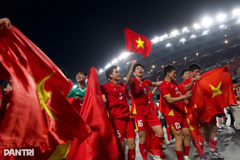 Bảng tổng sắp huy chương SEA Games ngày 18/12: HCV thứ 73 từ U22 Việt Nam - 2