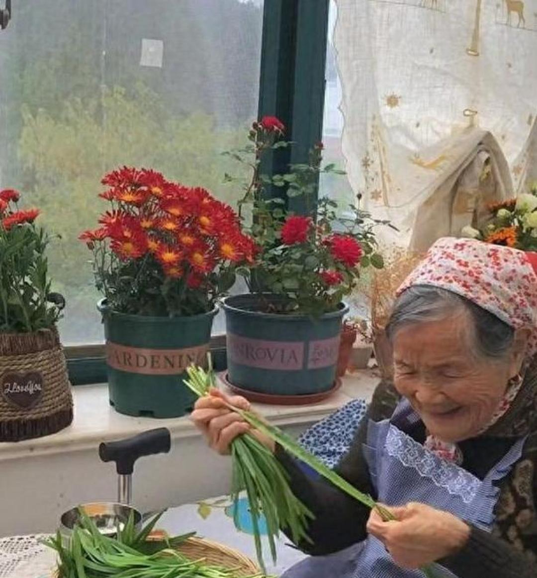 Lặng người trước ngôi nhà của cụ bà 92 tuổi: Tự chăm sóc mình, già đi thanh thản, không phiền hà con cháu- Ảnh 4.