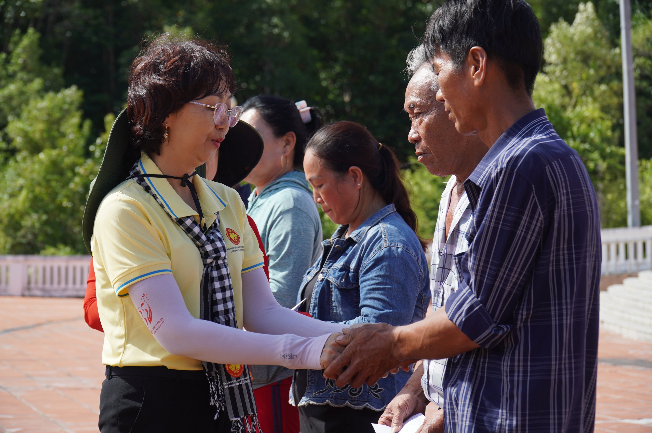 DÂN VẬN - Ảnh 5.