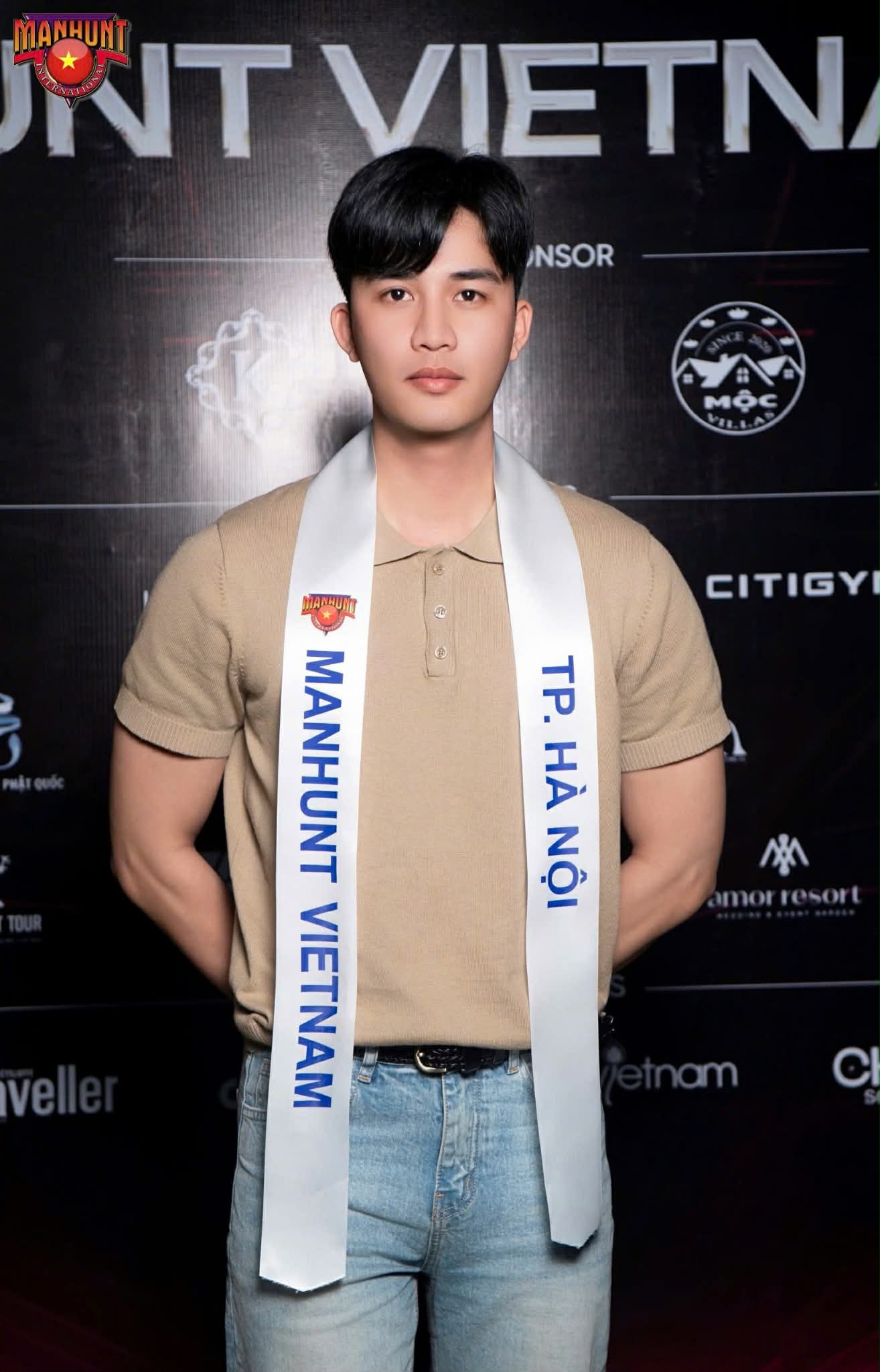 Á vương 1 Manhunt Việt Nam 2025 Đỗ Trung Tuấn: Màn "lột xác" ấn tượng từ "Thượng úy" màn ảnh VTV 5 Á vương 1 Manhunt Việt Nam 2025 Đỗ Trung Tuấn: Màn