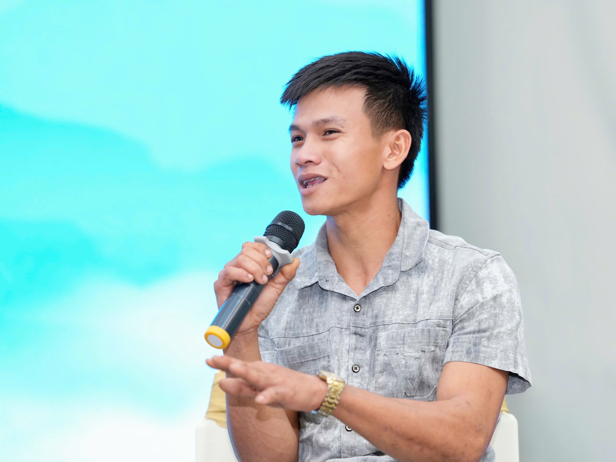 Chạm vào cảm xúc từ những câu chuyện tử tế- Ảnh 4. Chạm vào cảm xúc từ những câu chuyện tử tế- Ảnh 4.