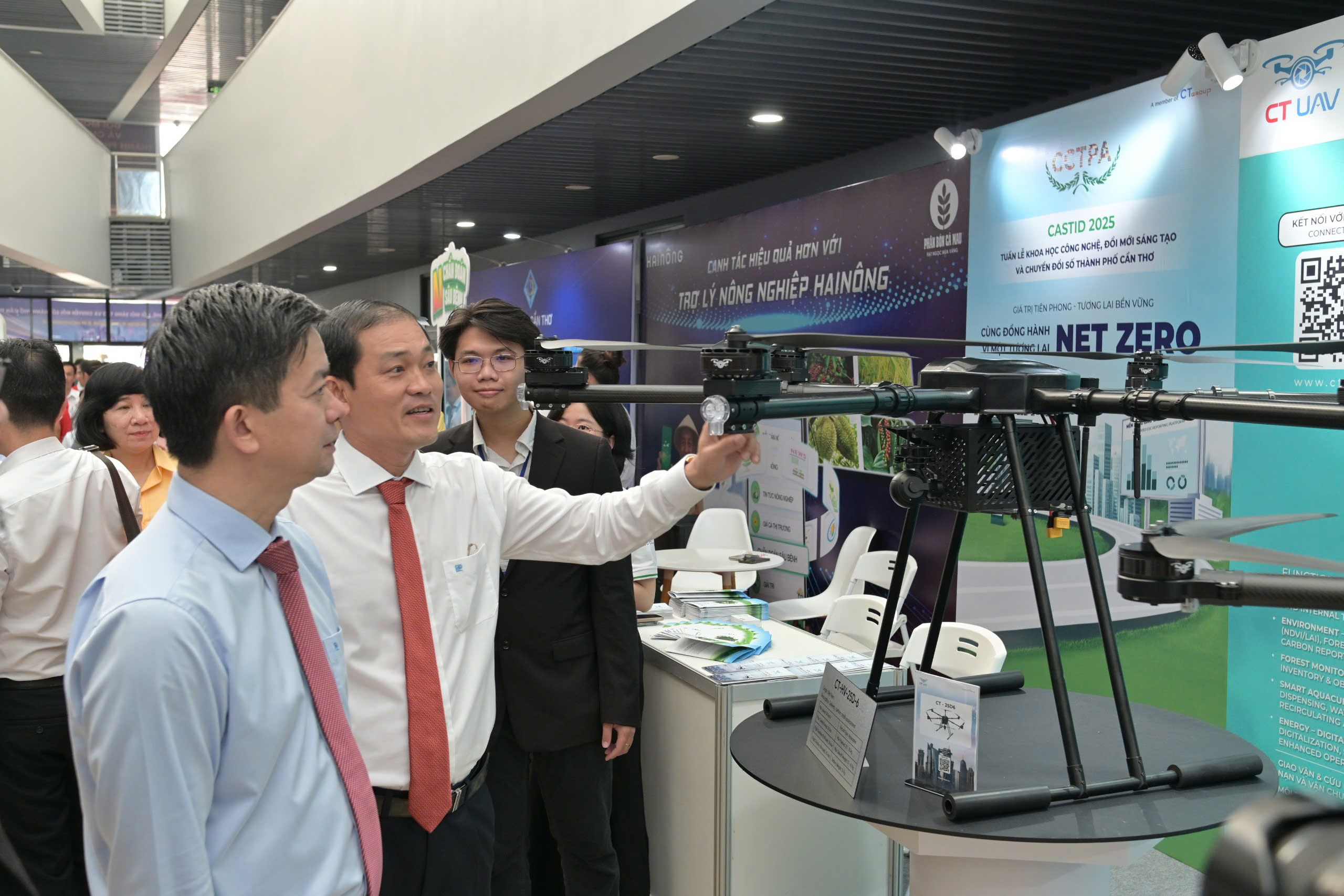 Lực đẩy tăng trưởng từ khoa học - công nghệ - Ảnh 1.