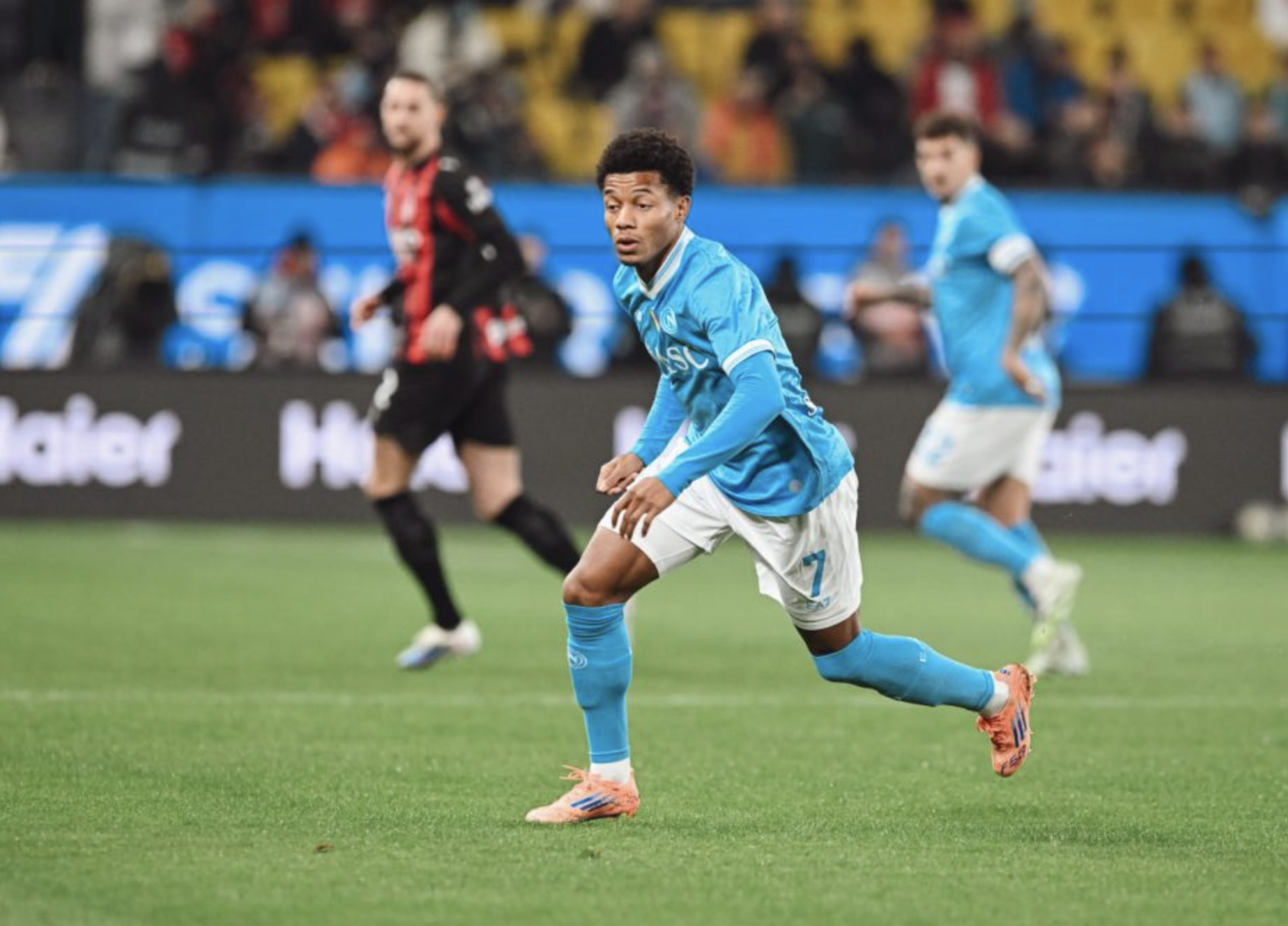 Người cũ Man United tỏa sáng, Napoli đoạt vé chung kết Siêu cúp Ý 2 Người cũ Man United tỏa sáng, Napoli đoạt vé dự chung kết Siêu cúp Ý - Ảnh 2.