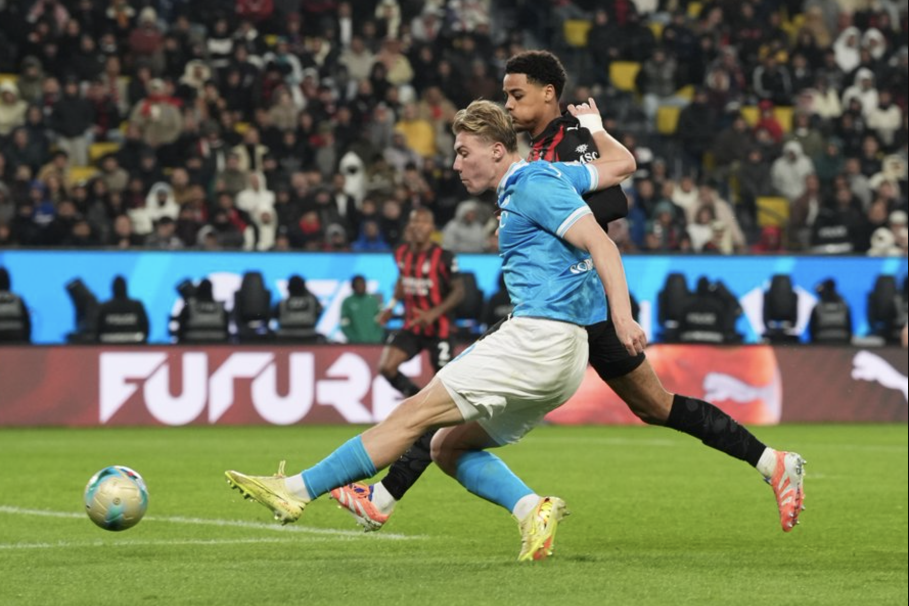 Người cũ Man United tỏa sáng, Napoli đoạt vé chung kết Siêu cúp Ý 3 Người cũ Man United tỏa sáng, Napoli đoạt vé dự chung kết Siêu cúp Ý - Ảnh 3.