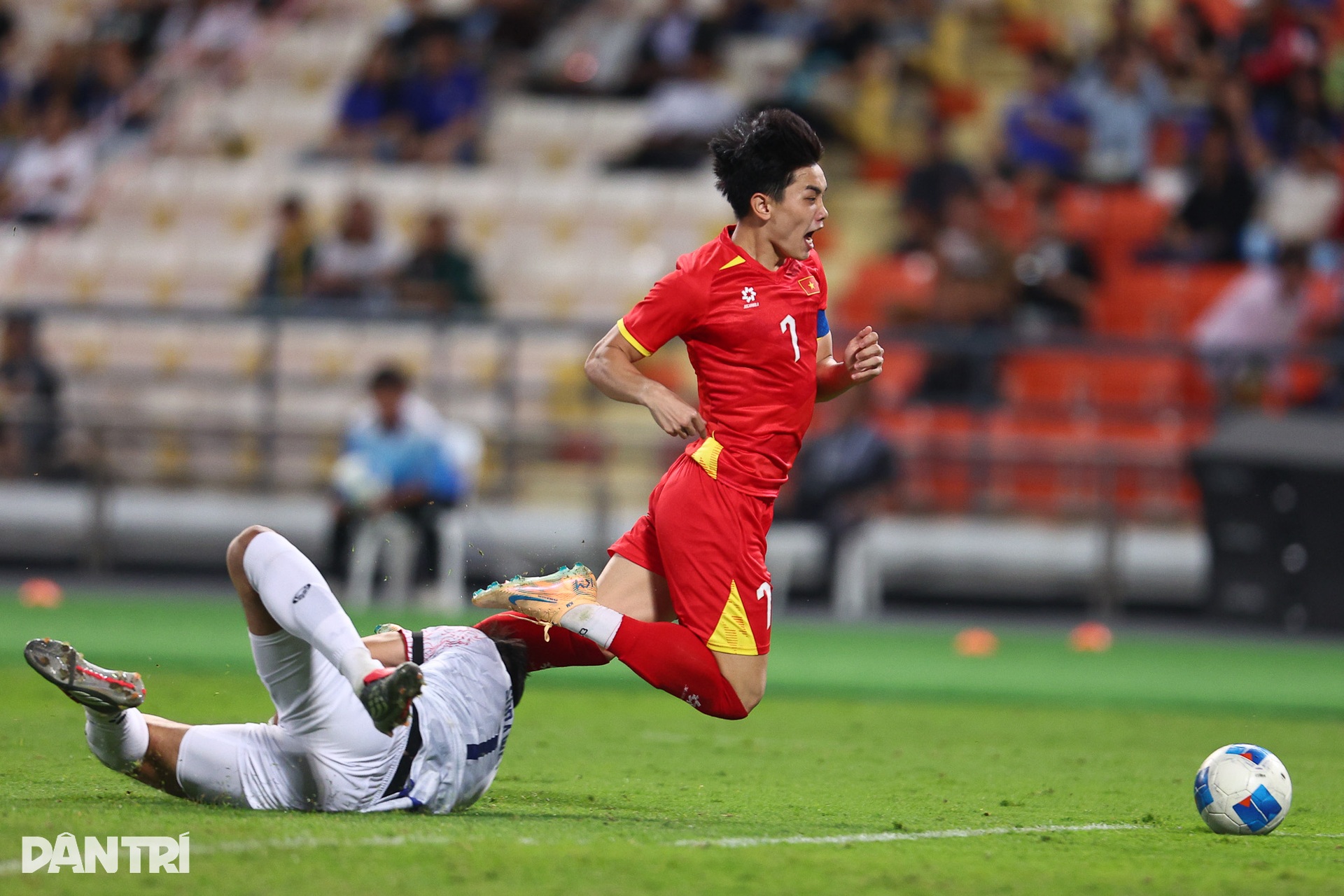 90 phút ngược dòng, HCV gọi tên U22 Việt Nam ở đêm huyền diệu Rajamangala - 10