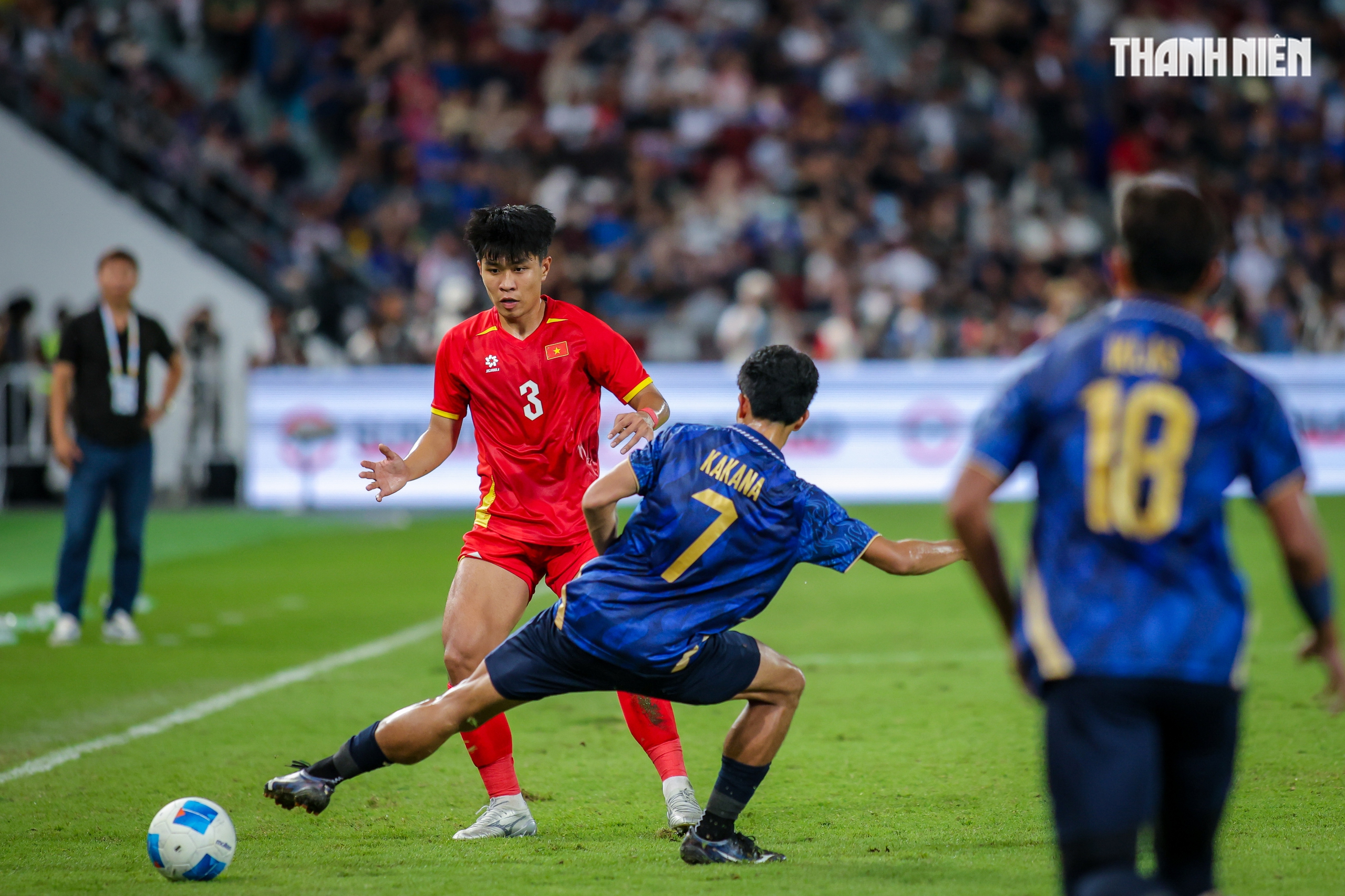 Quá đã hình ảnh U.22 Việt Nam quật ngã Thái Lan ngay tại Rajamangala, giành HCV SEA Games 33- Ảnh 8.