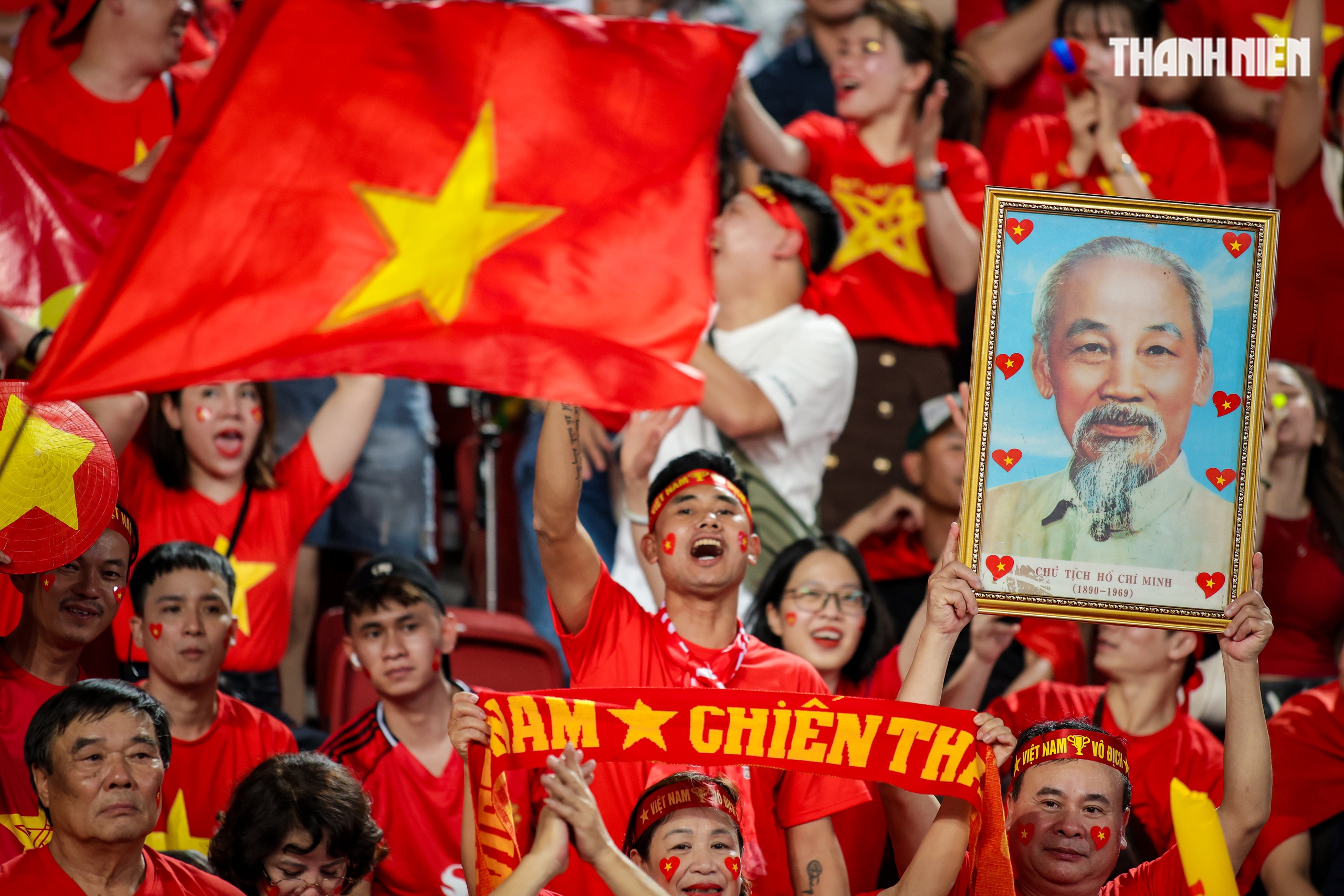 Quá đã hình ảnh U.22 Việt Nam quật ngã Thái Lan ngay tại Rajamangala, giành HCV SEA Games 33- Ảnh 14.