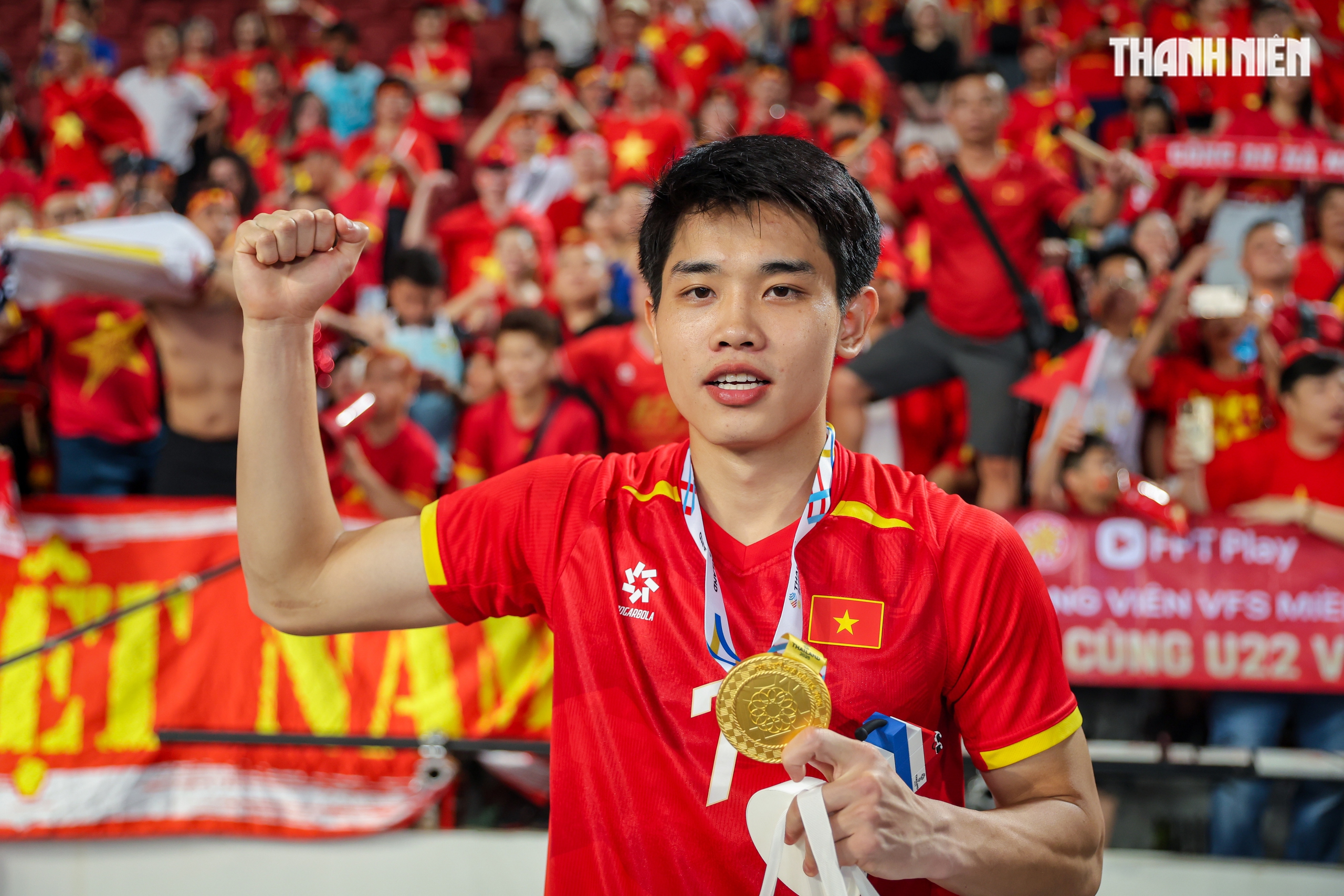 Quá đã hình ảnh U.22 Việt Nam quật ngã Thái Lan ngay tại Rajamangala, giành HCV SEA Games 33- Ảnh 19.