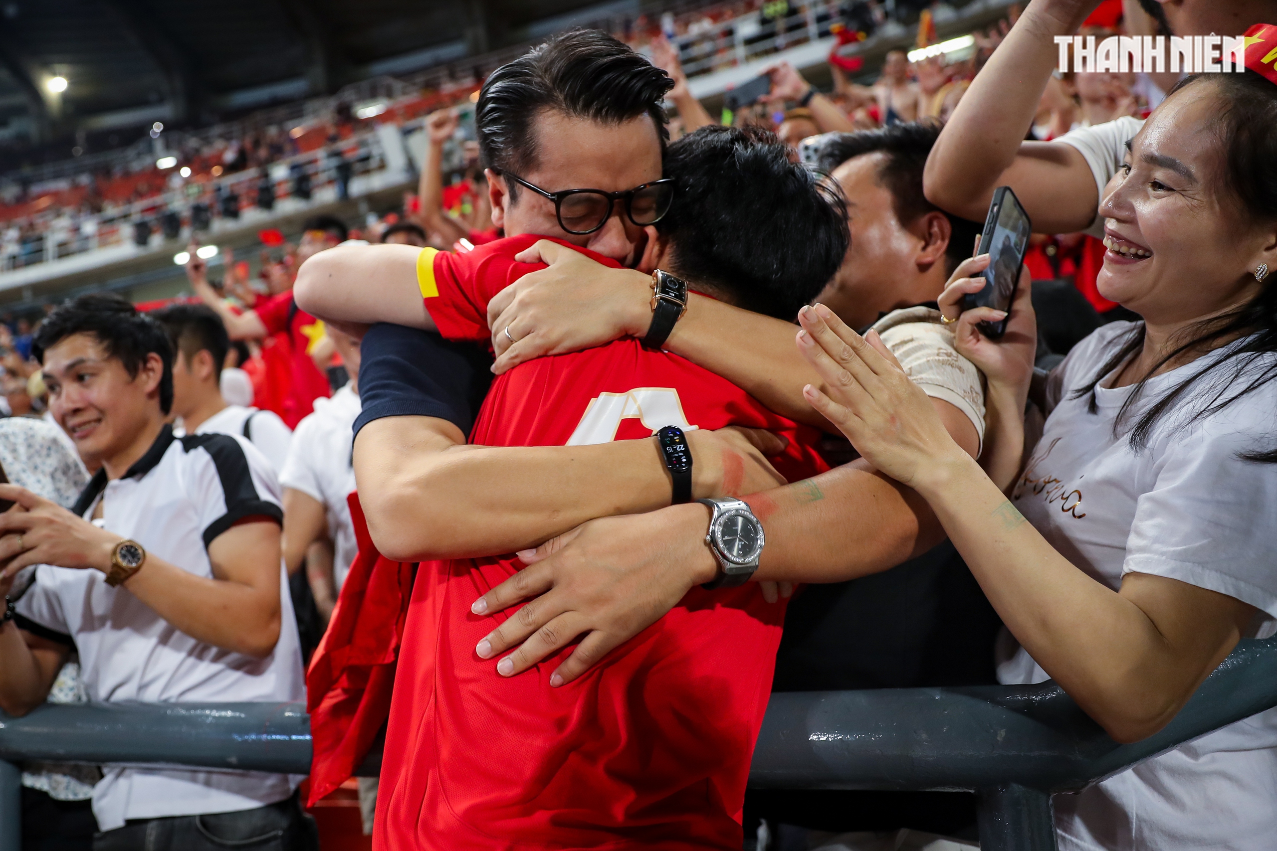 Quá đã hình ảnh U.22 Việt Nam quật ngã Thái Lan ngay tại Rajamangala, giành HCV SEA Games 33- Ảnh 20.