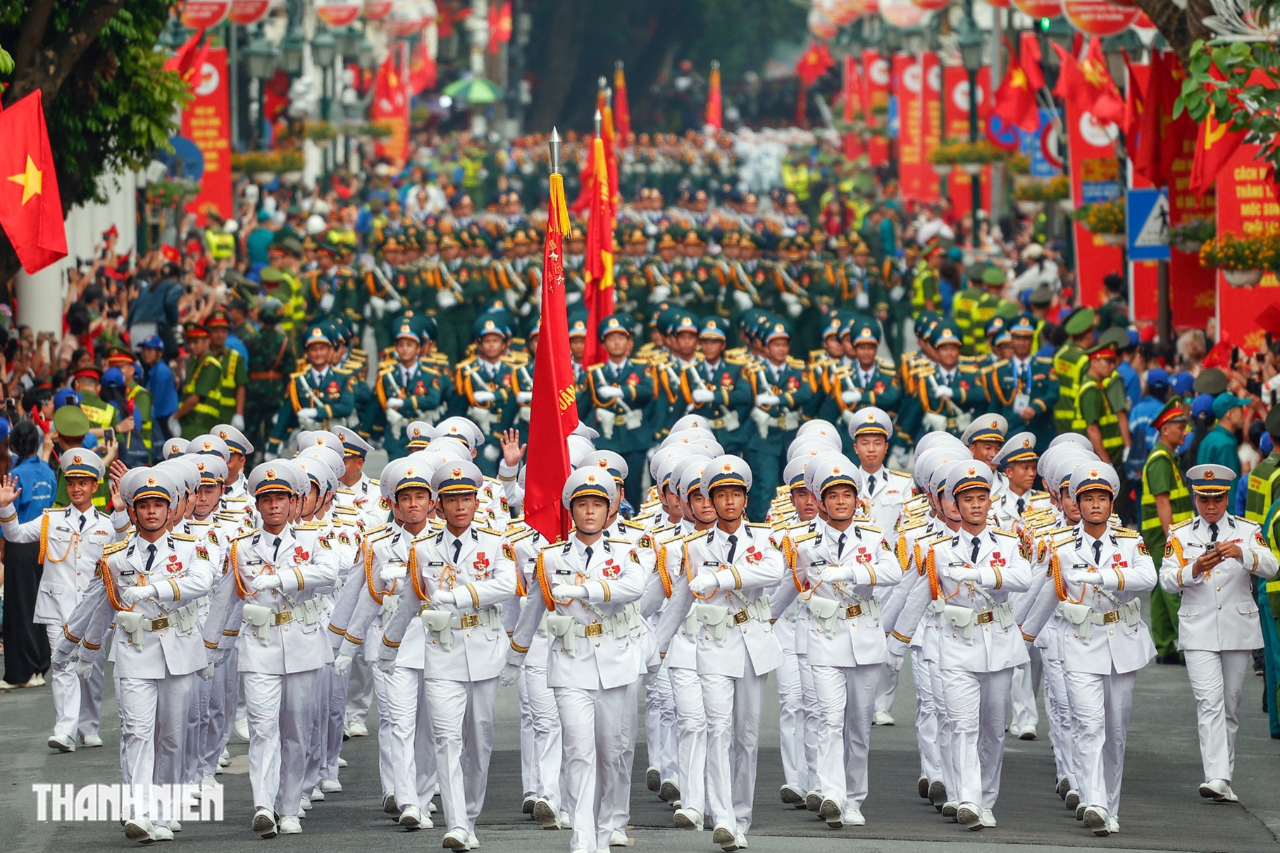 - Ảnh 24. - Ảnh 24.