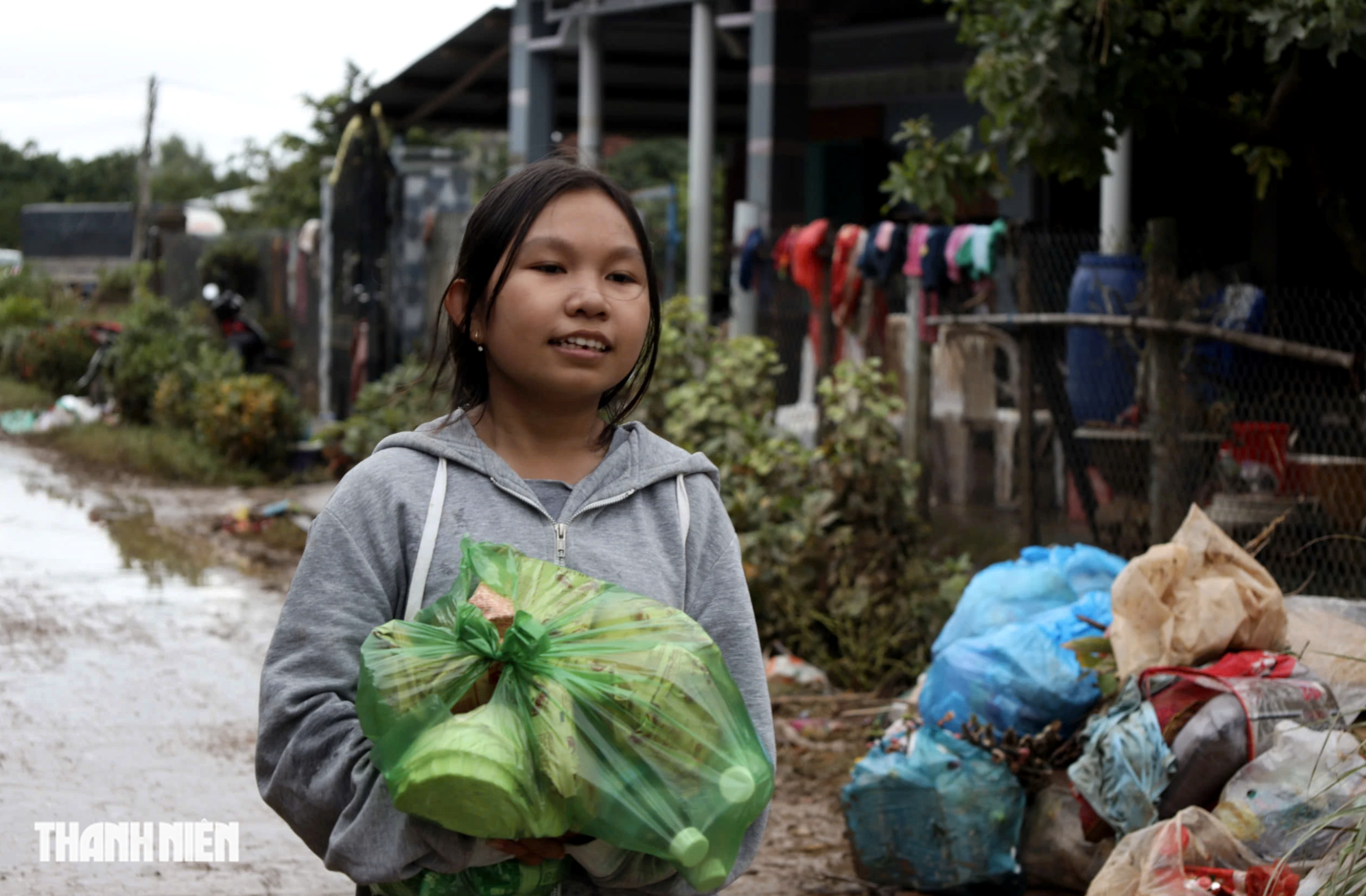 - Ảnh 35. - Ảnh 35.