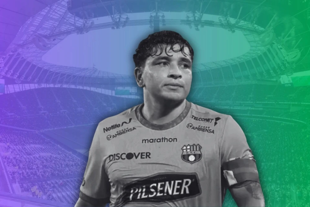 mot-cau-thu-bi-ban-chet (1).jpg