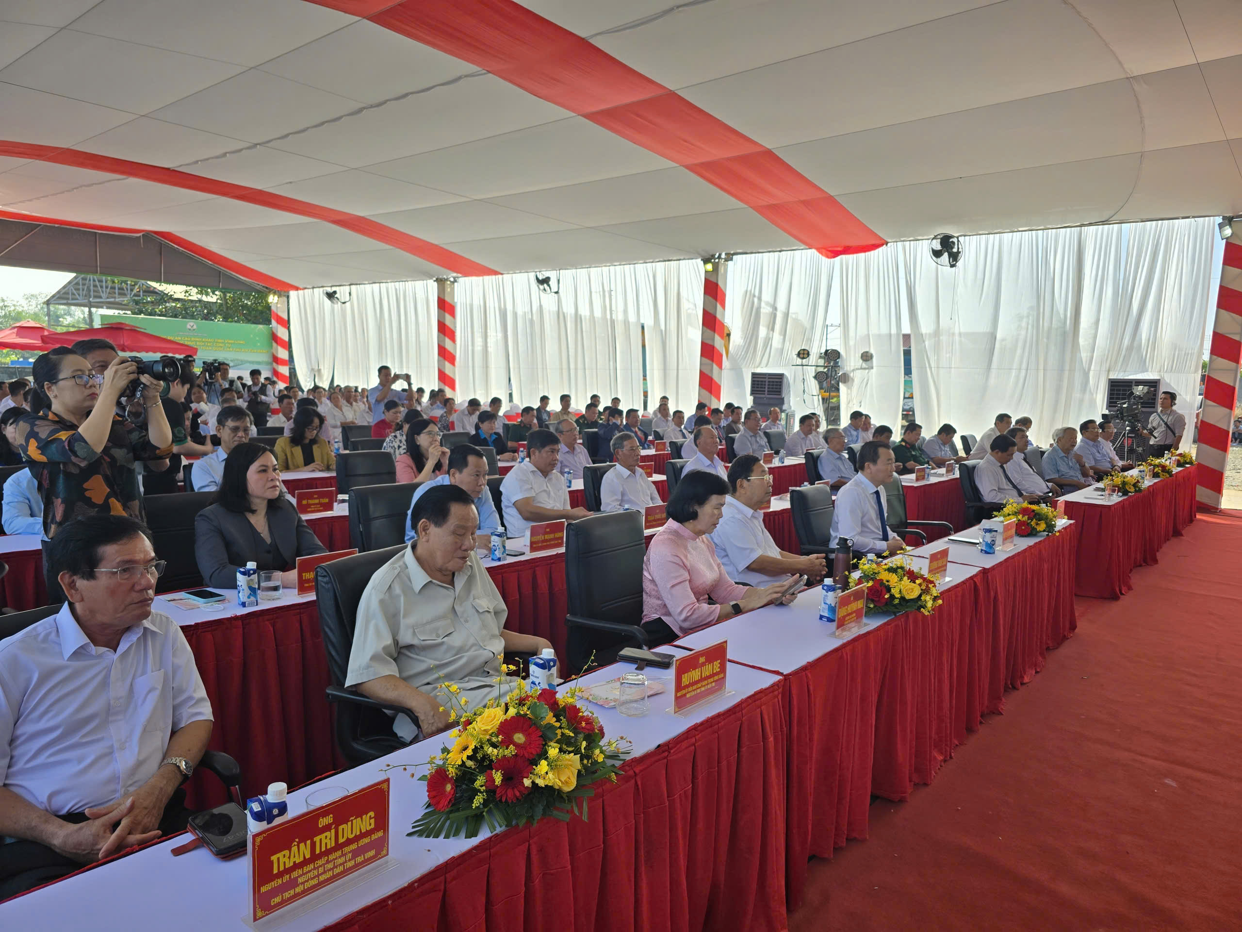 ĐBSCL khởi công và khánh thành nhiều công trình giao thông trọng điểm - Ảnh 7. ĐBSCL khởi công và khánh thành nhiều công trình giao thông trọng điểm - Ảnh 7.