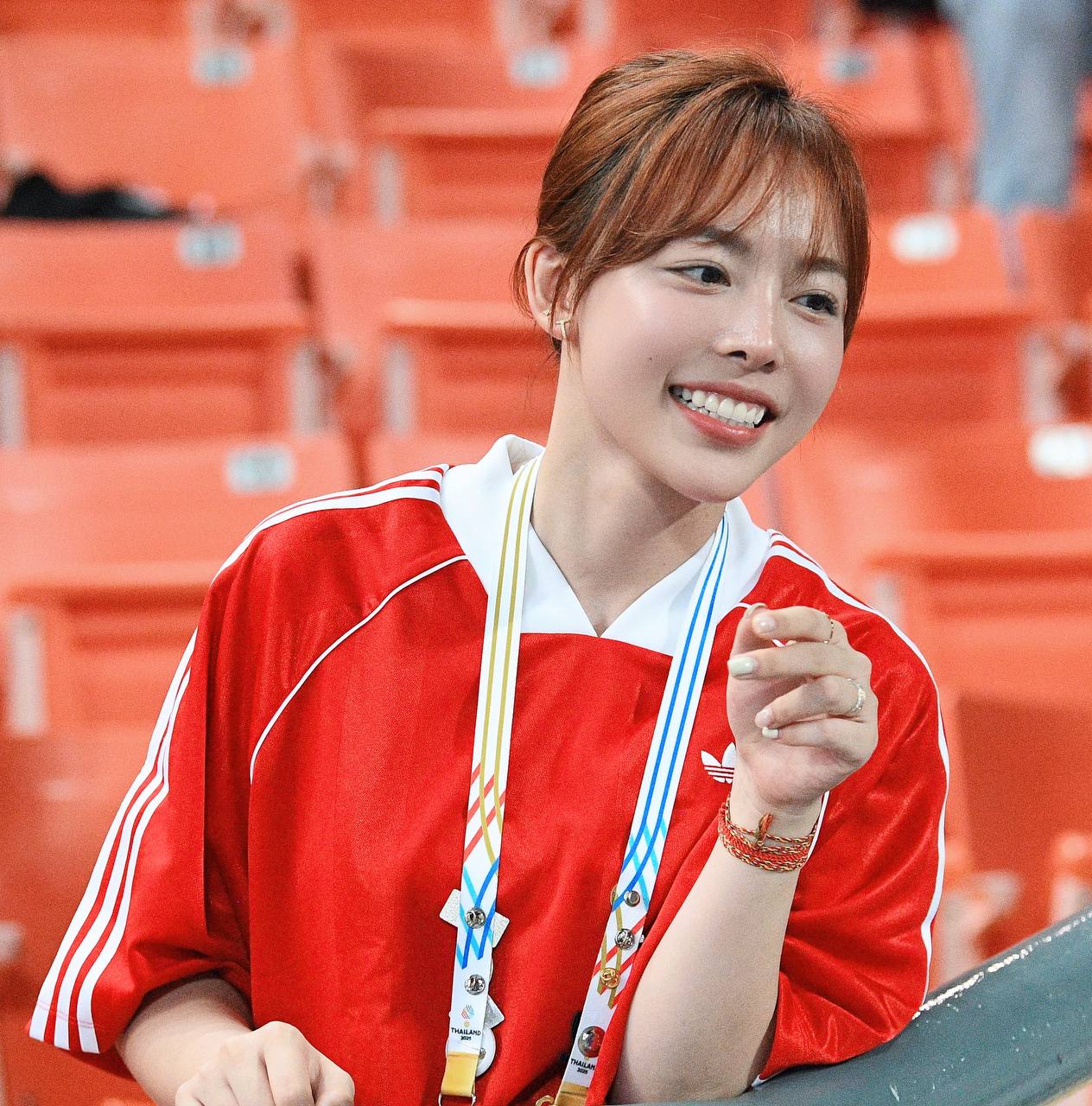 1766117496 284 Soc visual nu xa thu dep nhat SEA Games khi