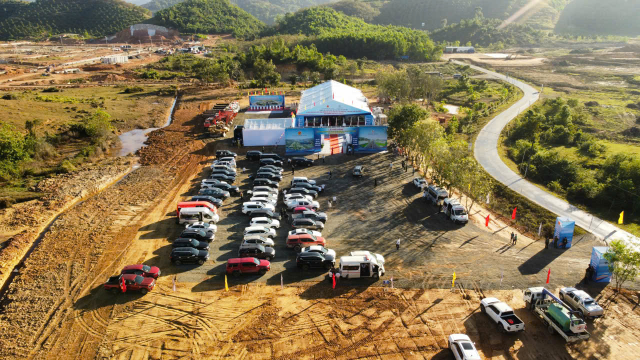 Khởi công cao tốc Tân Phú - Bảo Lộc thúc đẩy phát triển kinh tế Lâm Đồng - Ảnh 4.