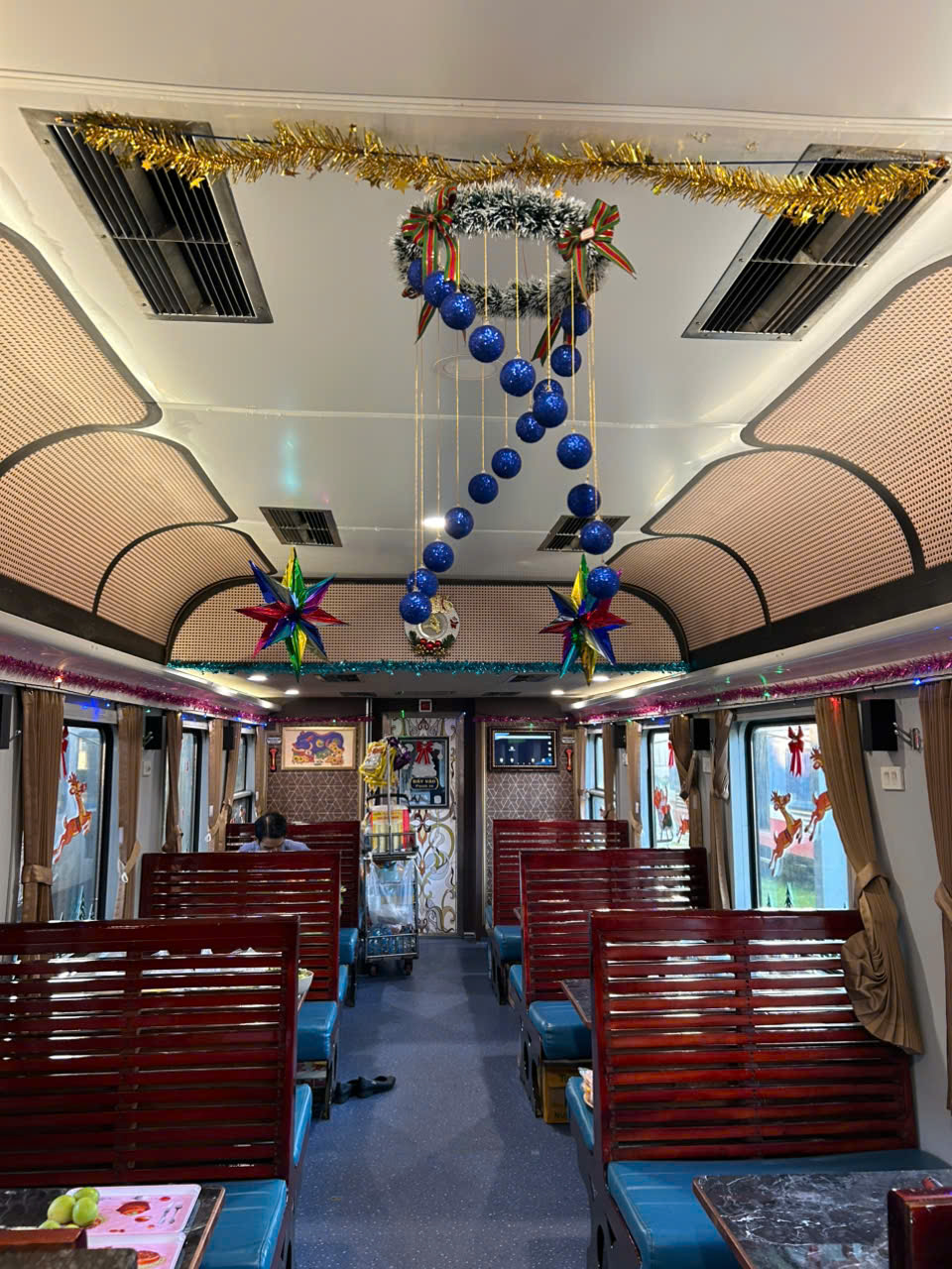 Đường sắt Việt Nam “thay áo” 162 toa xe trước Tết 2026 - Ảnh 5.