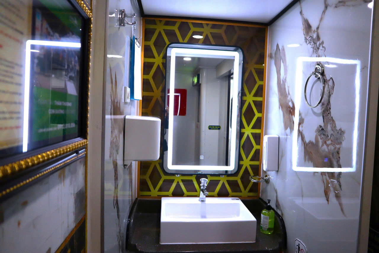 Đường sắt Việt Nam “thay áo” 162 toa xe trước Tết 2026 - Ảnh 8.