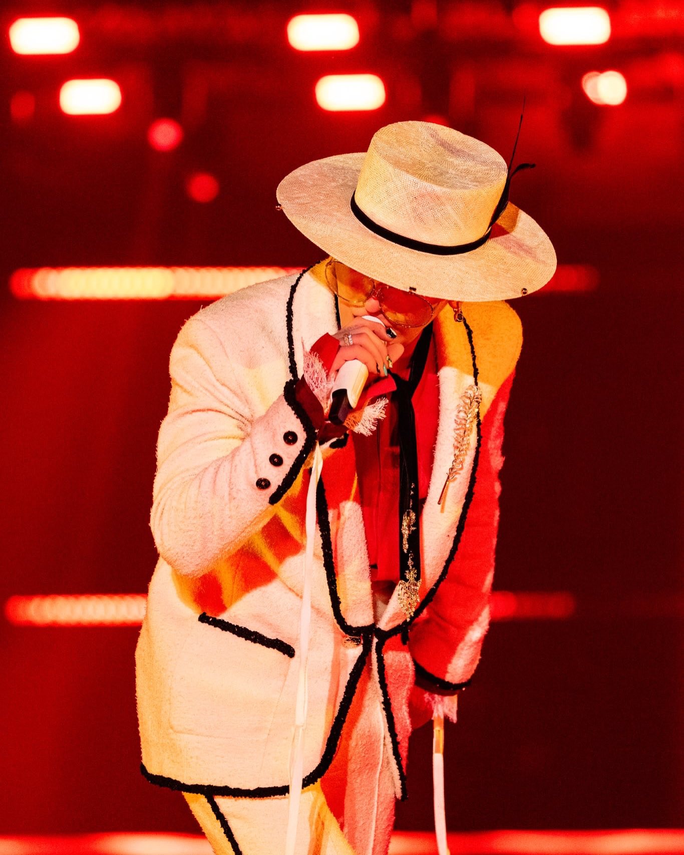 G-DRAGON khủng hoảng lớn- Ảnh 6.