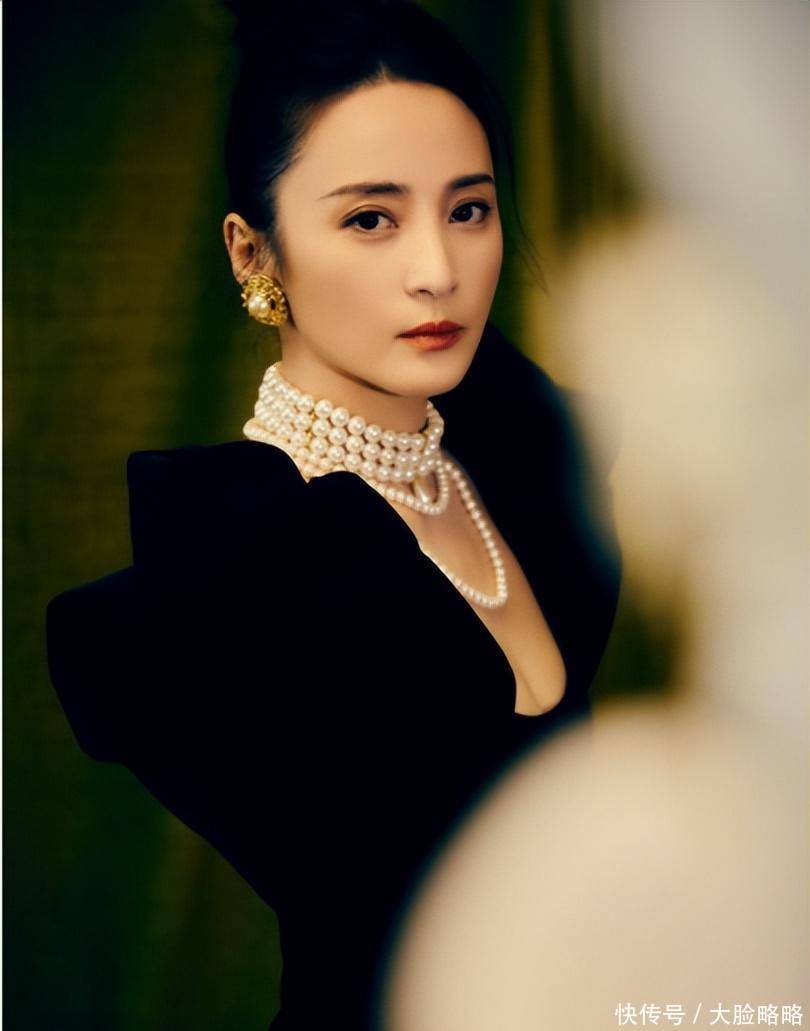 “Đệ nhất mỹ nhân” bị trợ lý mắng như con, đói đến mức phải vét đáy nồi, ăn quýt cả vỏ- Ảnh 5.