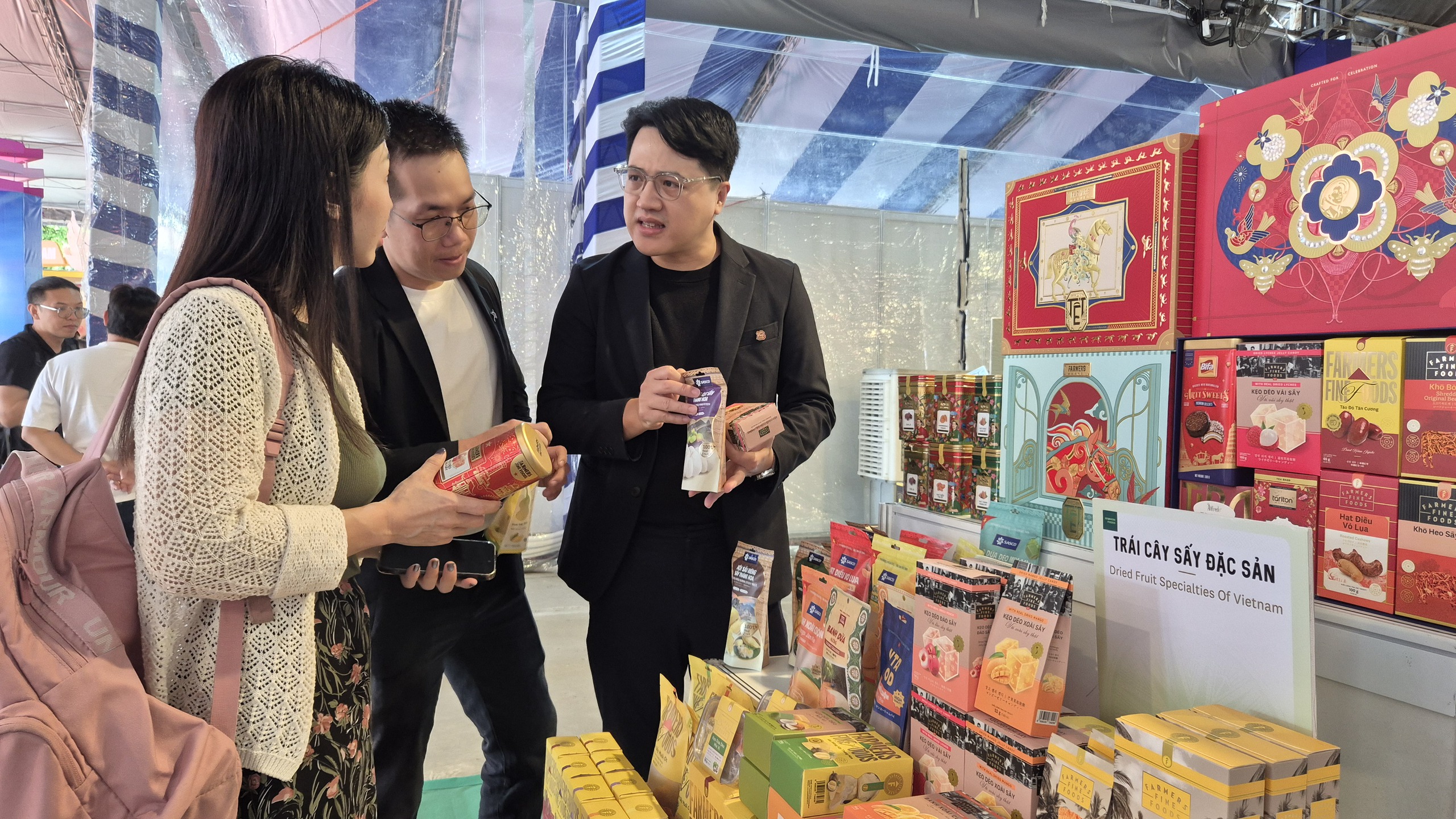 Tuần lễ sản phẩm OCOP đặc sản vùng miền tại TP HCM chào đón Tết 2025 - Ảnh 16.