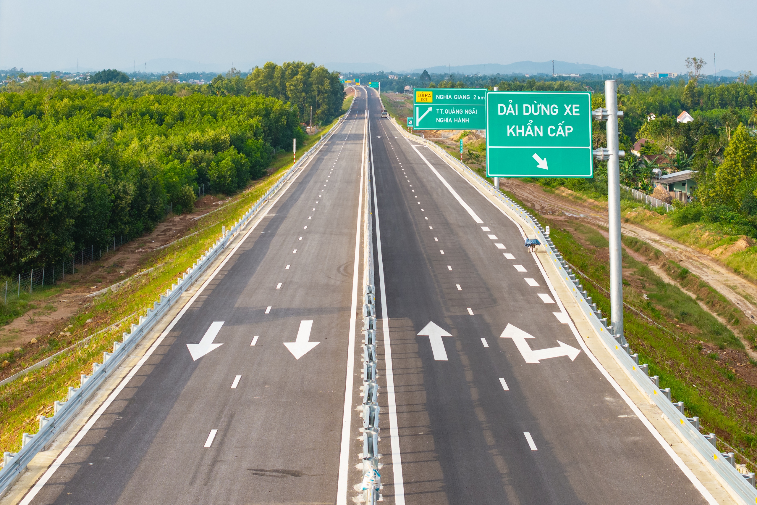 Khánh thành cao tốc Quảng Ngãi - Hoài Nhơn 20.400 tỉ đồng- Ảnh 3. Khánh thành cao tốc Quảng Ngãi - Hoài Nhơn 20.400 tỉ đồng- Ảnh 3.