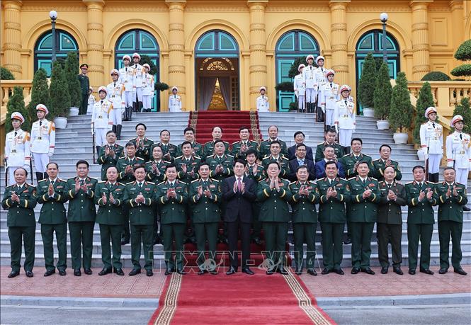 Chủ tịch nước Lương Cường trao quyết định thăng quân hàm Thượng tướng - Ảnh 2.
