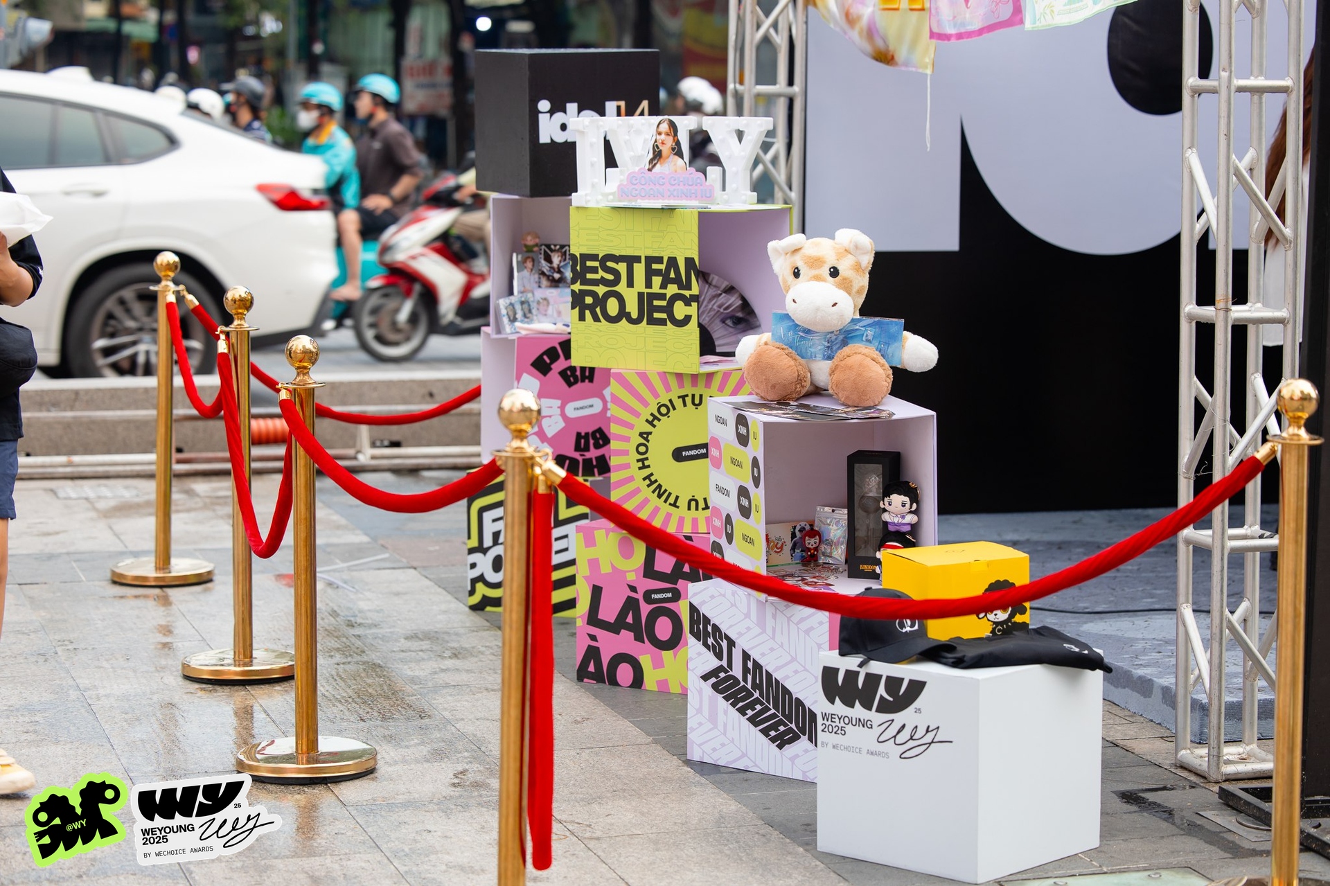 Chỉ còn 1 ngày đến WeYoung 2025: Cả loạt fandom hot nhất tập hợp, văn hoá thần tượng Việt ngày càng đẹp rực rỡ!- Ảnh 2.