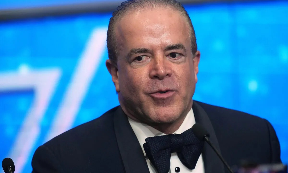 Ông chủ Hoa hậu Hoàn vũ bỏ trốn- Ảnh 1.