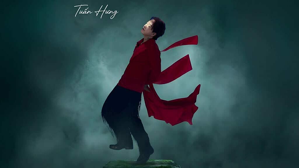 Tuấn Hưng hát 'Em'