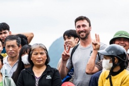 Tình cờ qua ngôi làng Lạng Sơn 'đẹp như tranh', khách Tây ở vài ngày tận hưởng