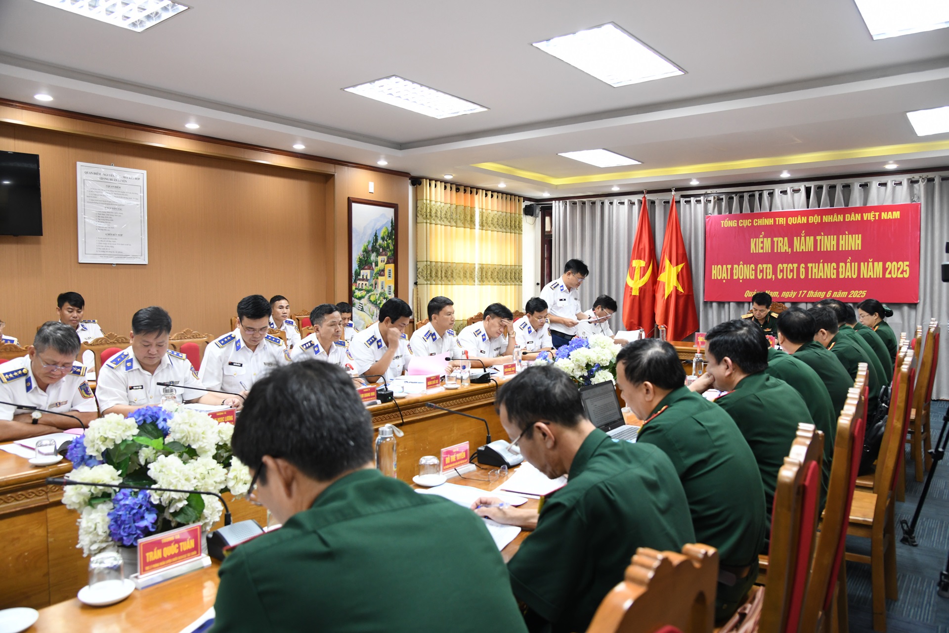 Tổng cục Chính trị kiểm tra tại Bộ tư lệnh Vùng Cảnh sát biển 2 2 Tổng cục Chính trị kiểm tra tại Bộ tư lệnh Vùng Cảnh sát biển 2 - Ảnh 2.