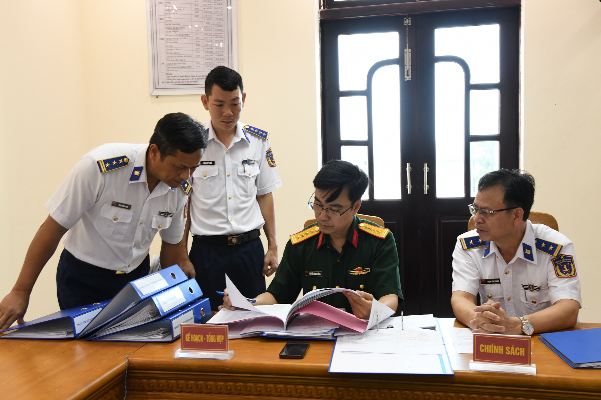 Tổng cục Chính trị kiểm tra tại Bộ tư lệnh Vùng Cảnh sát biển 2 4 Tổng cục Chính trị kiểm tra tại Bộ tư lệnh Vùng Cảnh sát biển 2 - Ảnh 4.