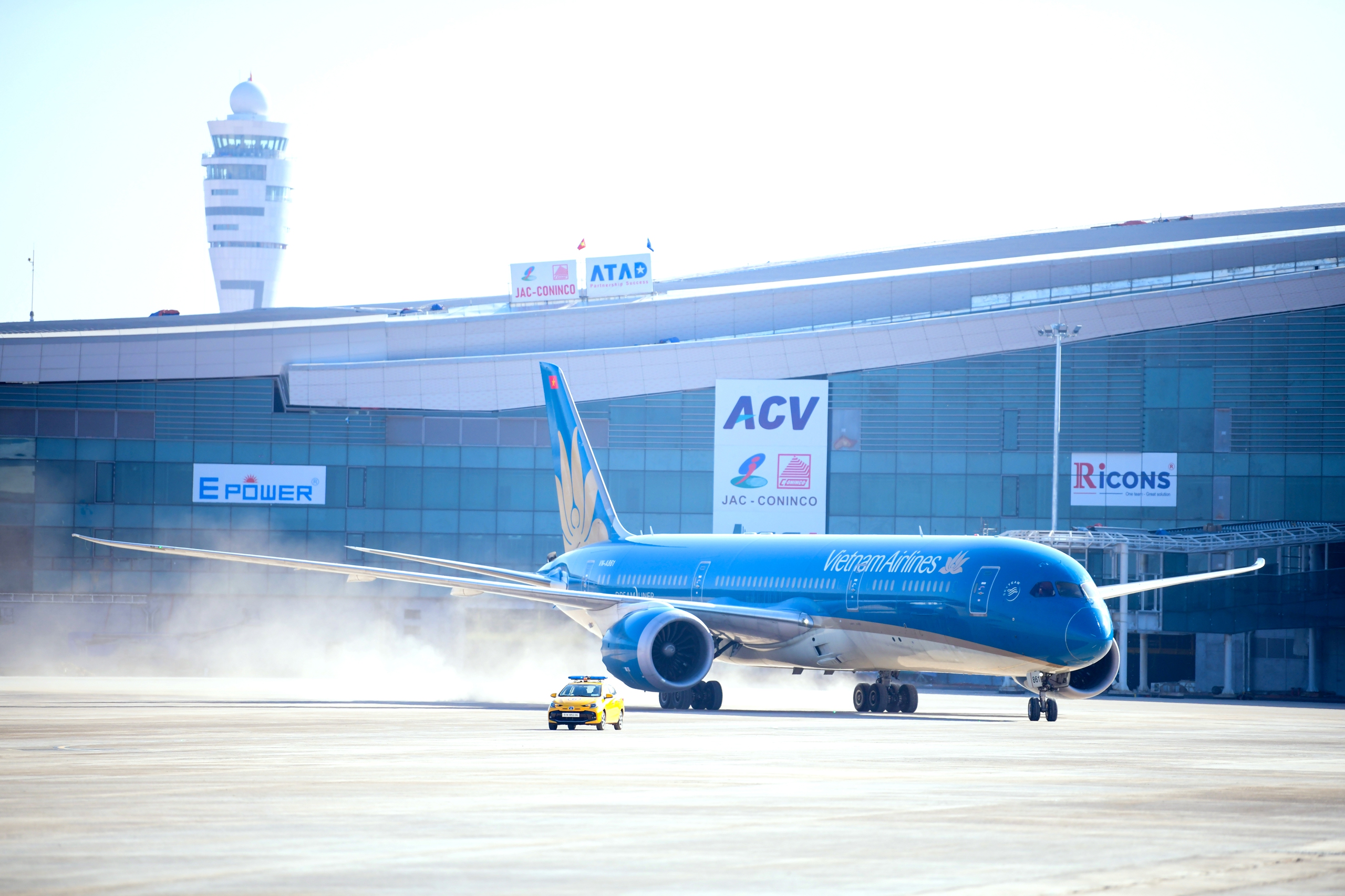 Siêu dự án sân bay Gia Bình: công trình có tầm nhìn 'vượt thời đại' 2 Siêu dự án sân bay Gia Bình: công trình có tầm nhìn 'vượt thời đại' - Ảnh 2.