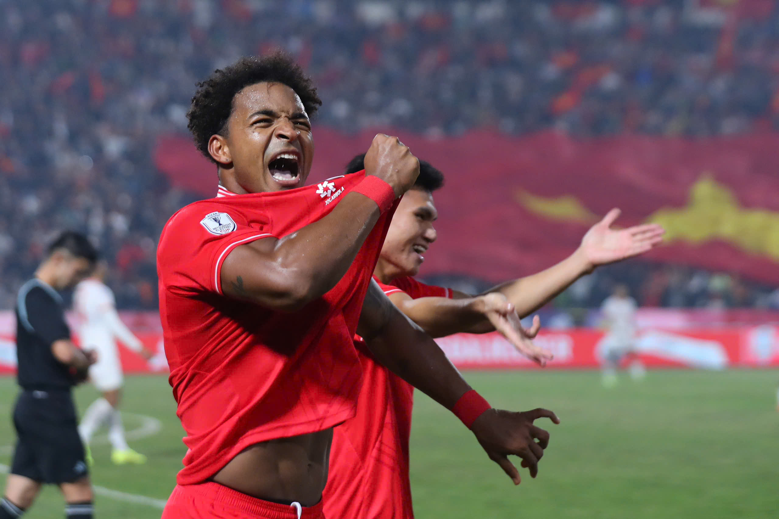 Báo Indonesia: Bóng đá Việt Nam chứng minh sức mạnh, lập cú hat-trick vô địch lịch sử- Ảnh 3.