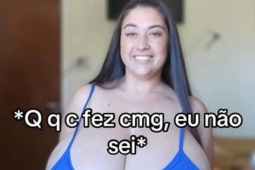 Cô gái vui mừng khi được giải thoát khỏi 'bộ ngực khủng' 12 kg